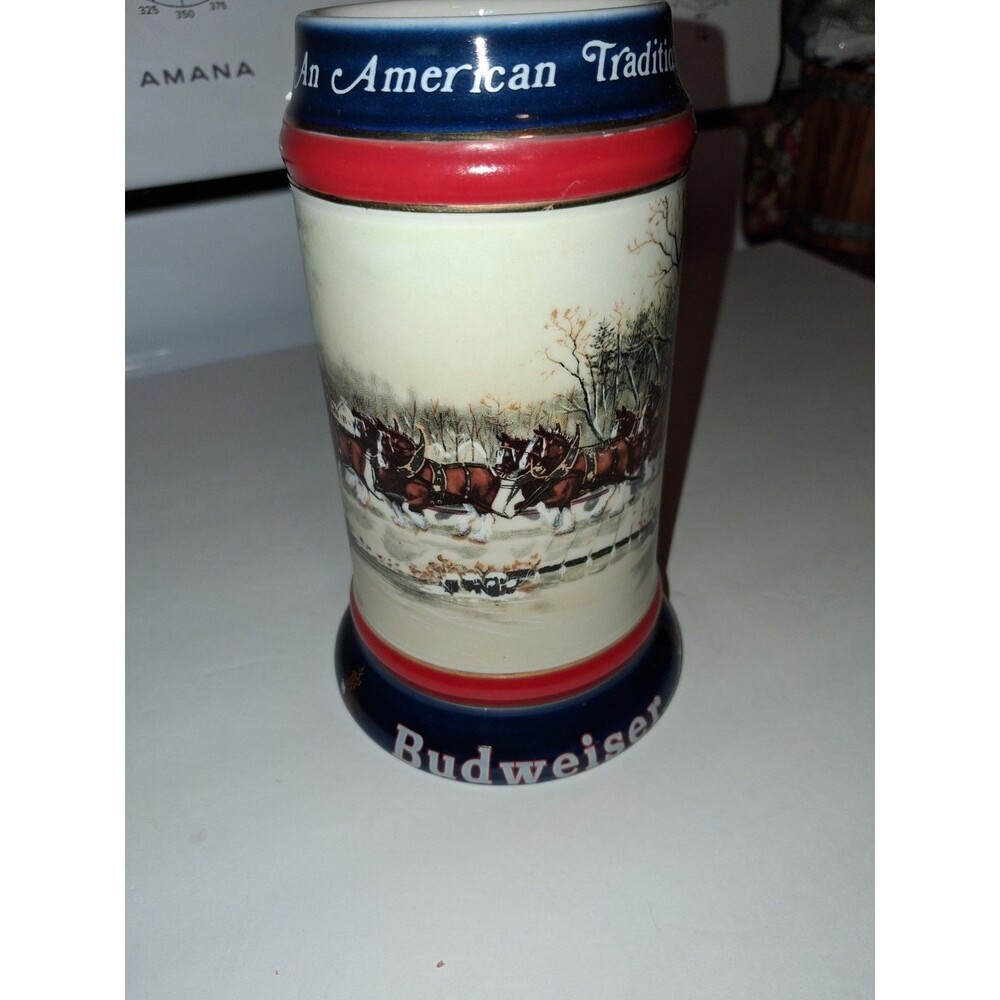 Budweiser 1990 Holiday Beer Stein Collector's Series Vintage Clydesdale Mug